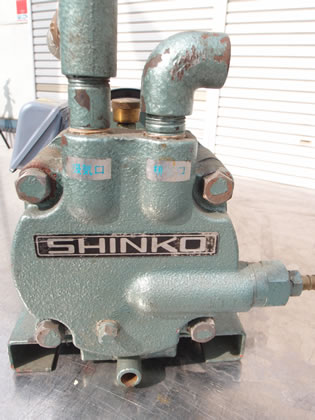 水封式<br>真空<br>ポンプ