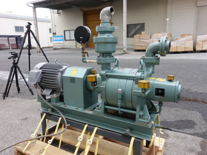 水封式<br>真空<br>ポンプ