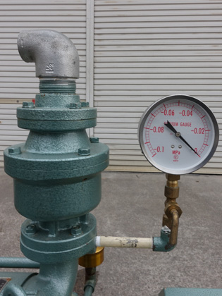 水封式<br>真空<br>ポンプ