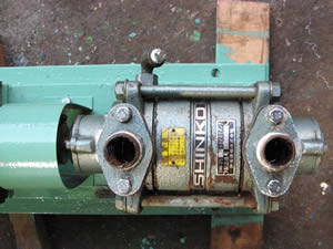 水封式<br>真空ポンプ