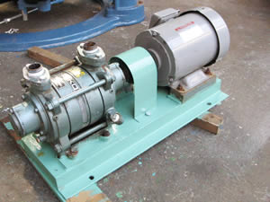 水封式<br>真空ポンプ