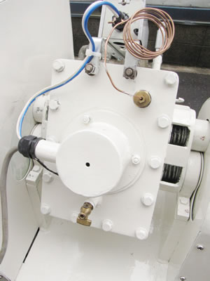 ニーダー<br>加水混練機