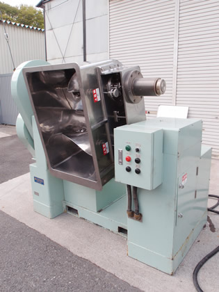 ニーダー<br><br>フィッシュ<br>テール