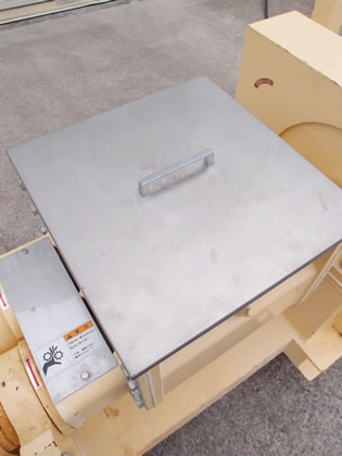 練合機<br><br>ニーダー