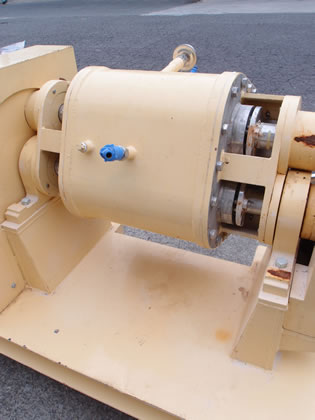 練合機<br><br>ニーダー