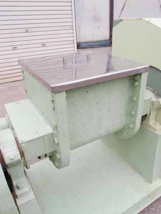 練合機<br><br>ニーダー