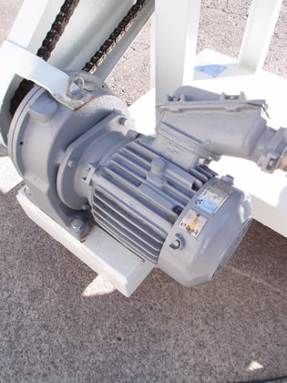 練合機<br><br>ニーダー