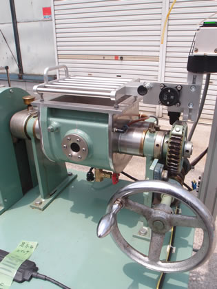 ジャケット付<br>ニーダー