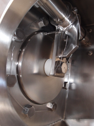 2号機<br><br>新品未使用<br>（置き古し）<br><br>SV<br>ミキサー<br><br>ナウター<br>ミキサー