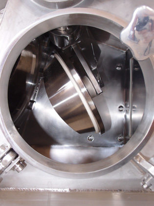 2号機<br><br>新品未使用<br>（置き古し）<br><br>SV<br>ミキサー<br><br>ナウター<br>ミキサー