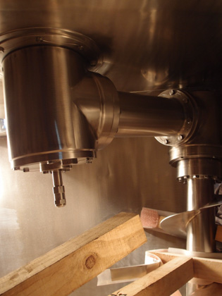 2号機<br><br>新品未使用<br>（置き古し）<br><br>SV<br>ミキサー<br><br>ナウター<br>ミキサー