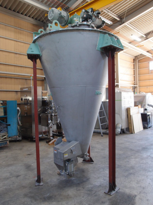 1号機<br>新品未使用<br>（置き古し）<br><br>SVミキサー<br><br>ナウター<br>ミキサー