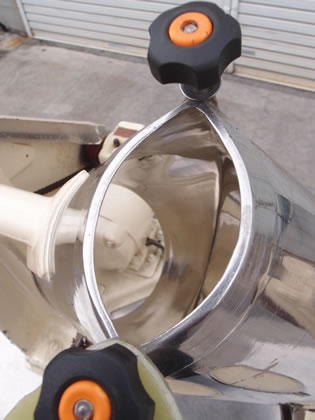 Ｖ型<br>混合機<br><br>Ｖ<br>ブレンダー