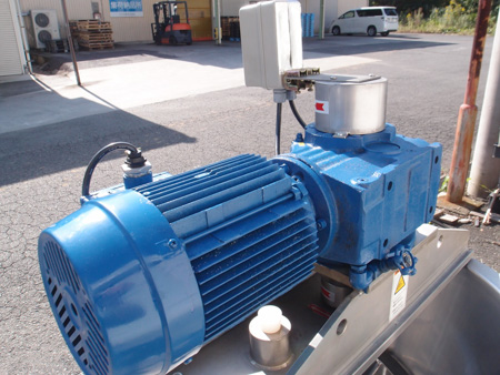 リボ<br>コーン<br><br>縦型<br>リボン<br>ミキサー