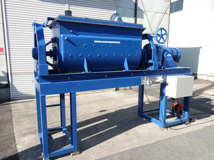 リボン<br>ブレンダー<br><br>リボン<br>ミキサー