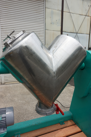 撹拌<br>インテンシファイア付<br>V型混合機