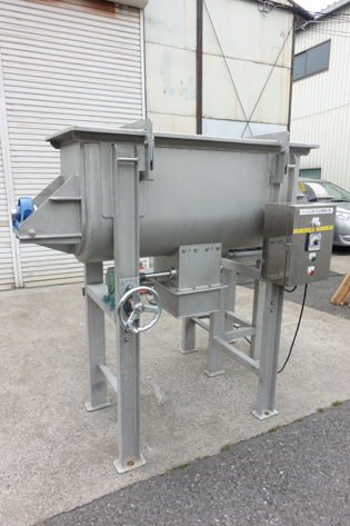 リボンブレンダー<br><br>リボンミキサー<br><br>リボン型混合機