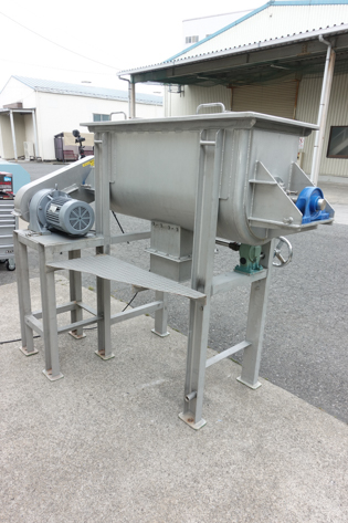リボンブレンダー<br><br>リボンミキサー<br><br>リボン型混合機