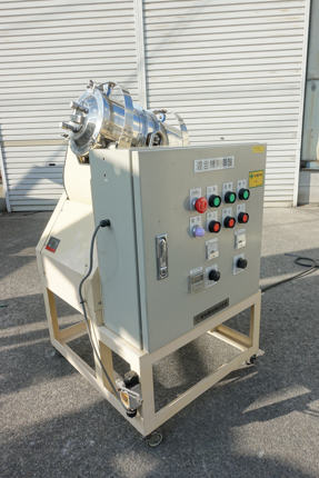 解砕機付き･小型<br>ロッキングミキサー