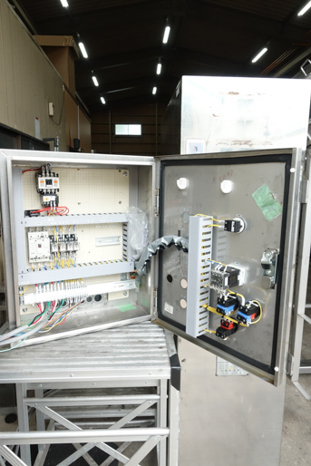 V型混合機<br><br>V型ブレンダー