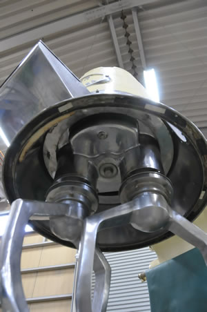 万能混合<br>攪拌機