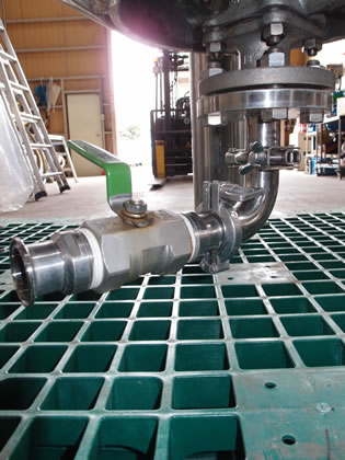 T･K<br>ホモミキサー付<br>撹拌タンク