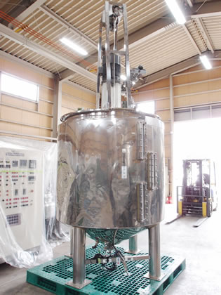 T･K<br>ホモミキサー付<br>撹拌タンク