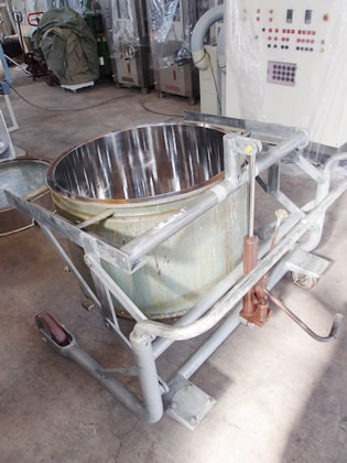 真空<br>プラネタリー<br>ミキサー