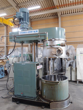 真空<br>プラネタリー<br>ミキサー