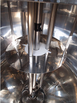 T・K<br>ホモミキサー<br>撹拌タンク