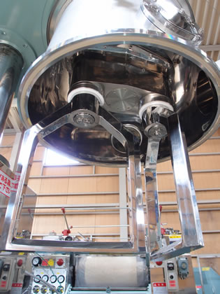 真空<br>プラネタリー<br>ミキサー