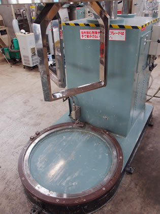 真空式<br>プラネタリー<br>ミキサー