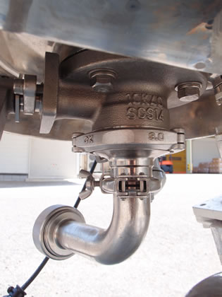 真空脱泡<br>乳化<br>ホモミキサー<br>底部<br>パルセーター<br><br>撹拌タンク