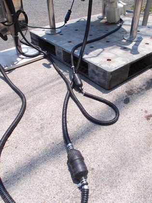 真空脱泡<br>乳化<br>ホモミキサー<br>底部<br>パルセーター<br><br>撹拌タンク