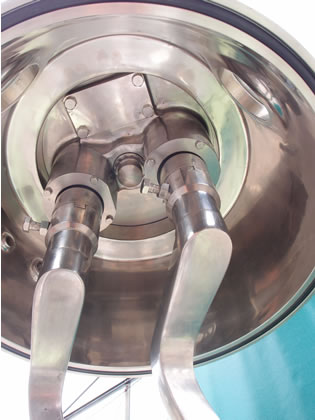 真空<br>万能混合<br>撹拌機