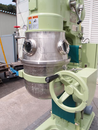真空<br>万能混合<br>撹拌機