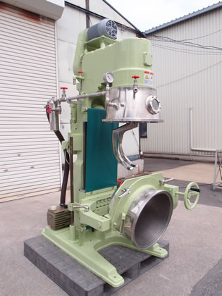 真空<br>万能混合<br>撹拌機