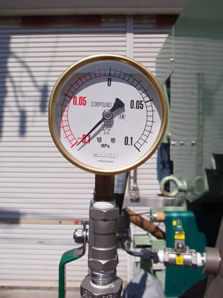 品川式<br>真空・脱泡<br>高温加熱<br>混合撹拌機