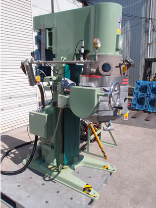 品川式<br>真空・脱泡<br>高温加熱<br>混合撹拌機