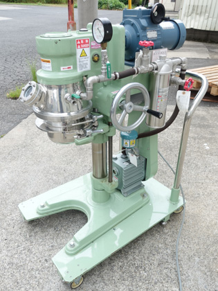 品川式<br>真空･脱泡<br>混合撹拌機