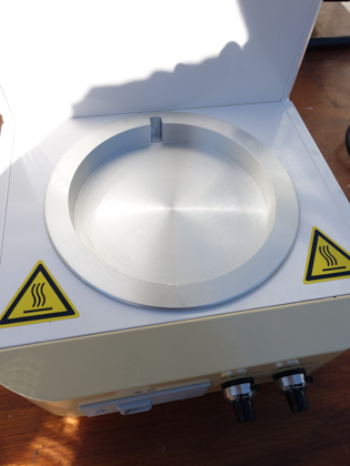 卓上型<br>真空乳化<br>撹拌装置