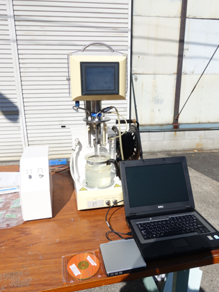 卓上型<br>真空乳化<br>撹拌装置