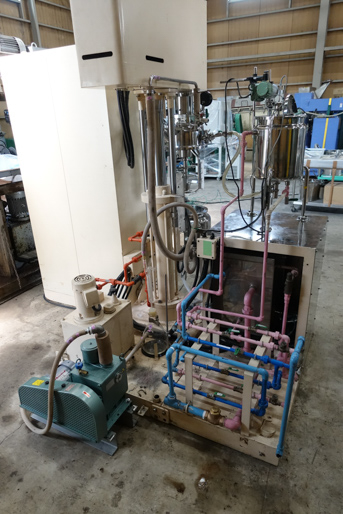 真空乳化装置<br><br>真空乳化釜