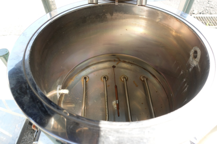 真空乳化装置<br><br>真空乳化釜<br><br>アジホモミキサー