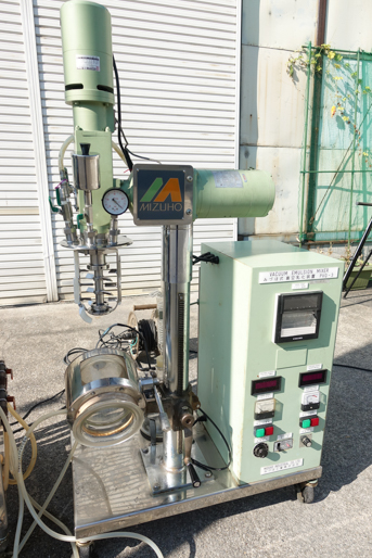 真空乳化装置<br><br>真空乳化釜<br><br>アジホモミキサー