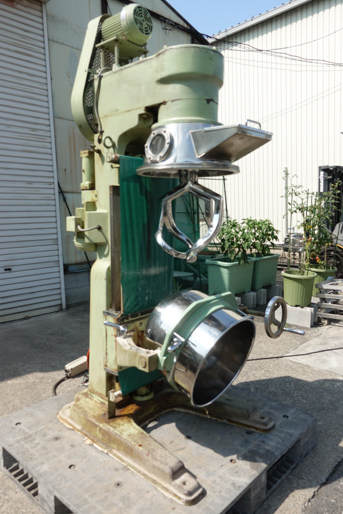 万能混合<br>撹拌機<br><br>混合撹拌機