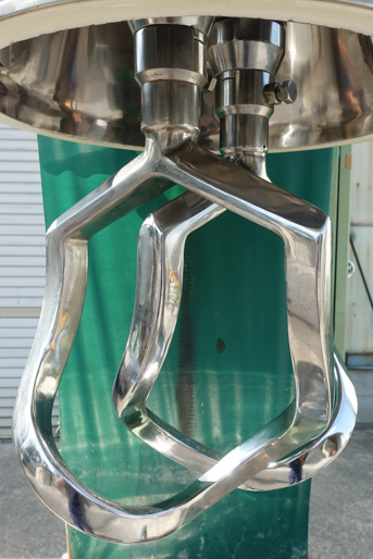 万能混合<br>撹拌機<br><br>混合撹拌機