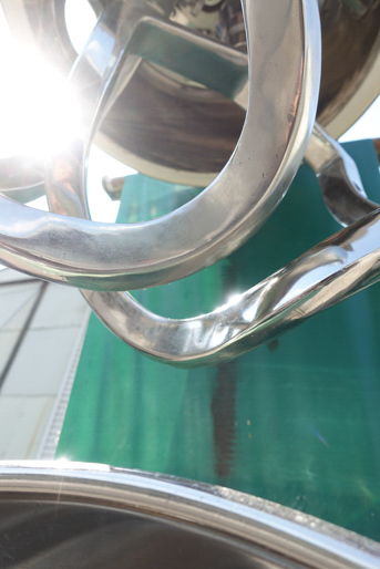 万能混合<br>撹拌機<br><br>混合撹拌機