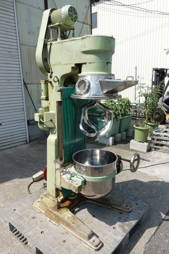 万能混合<br>撹拌機<br><br>混合撹拌機