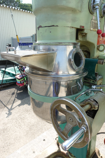 万能混合<br>撹拌機<br><br>混合撹拌機